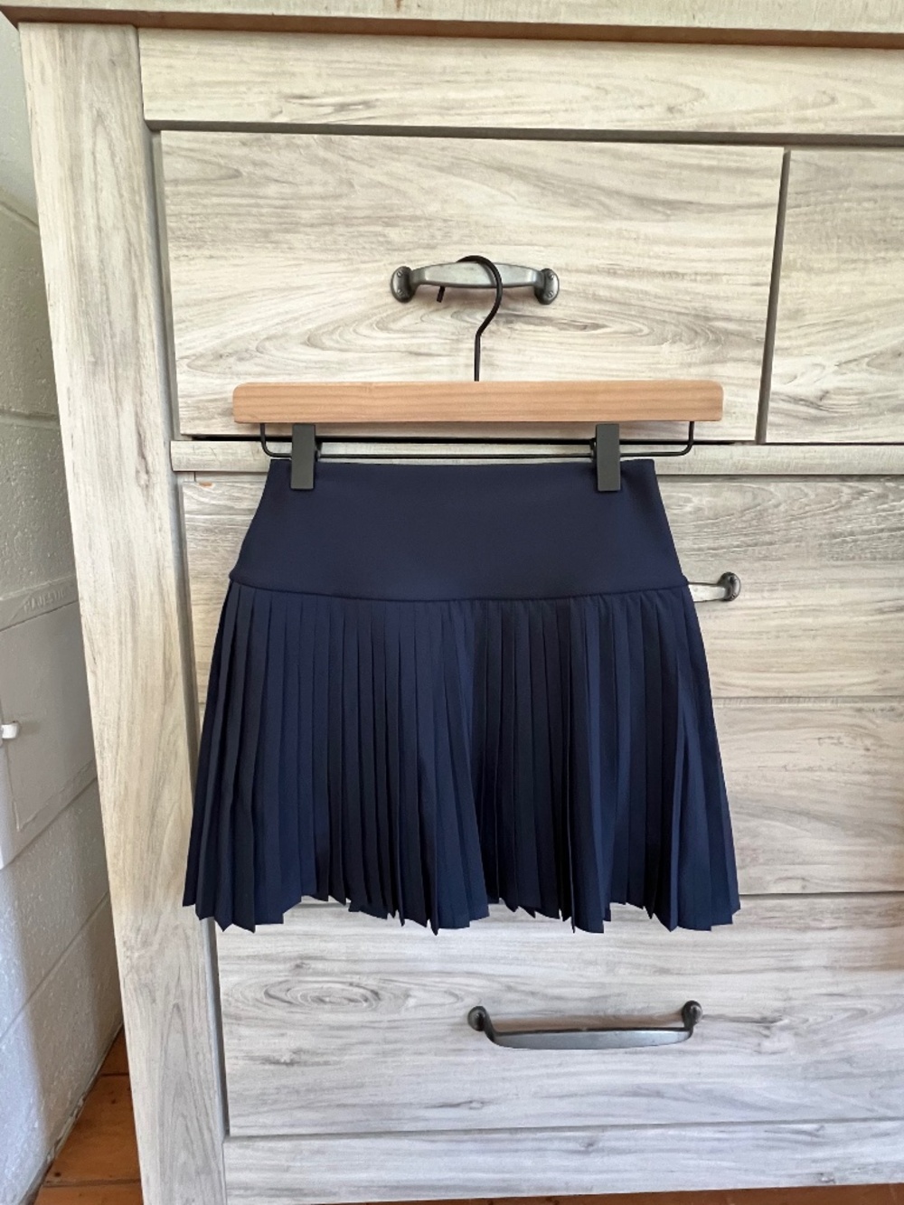 ALO tennis skort